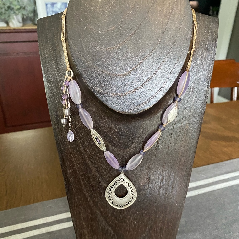 Silpada silver and lavender necklace